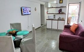Praia Ponta Verde para 5 pessoas com garagem, Wi-fi, piscina - Apto703